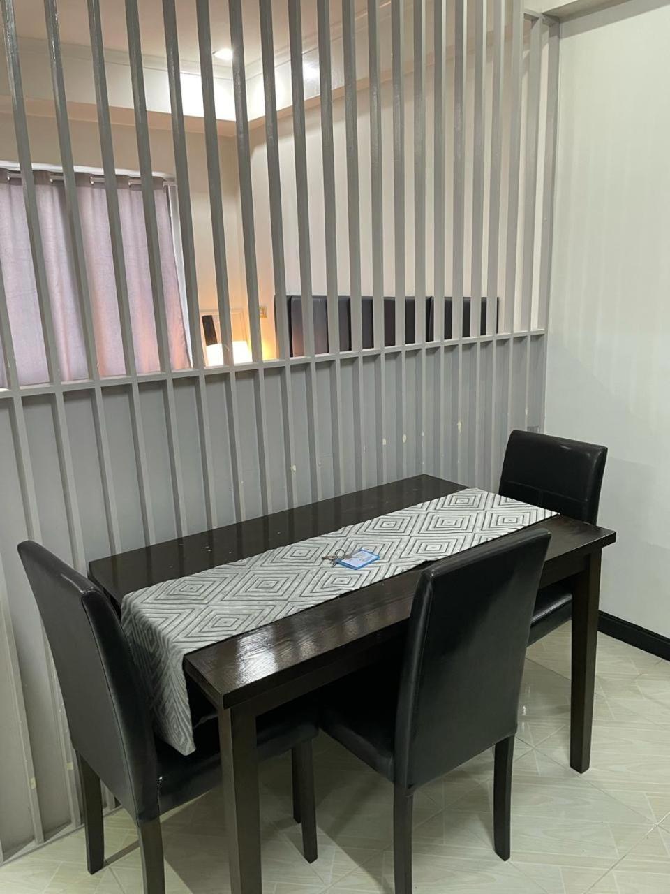 Cozy 2-Bedroom At South Of Market Soma Bgc Near Sm Aura, Market! Market! & Bonifacio High Street ตากิก ภายนอก รูปภาพ